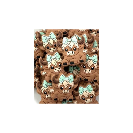 Cute Bow Highland Cow Focal Bead